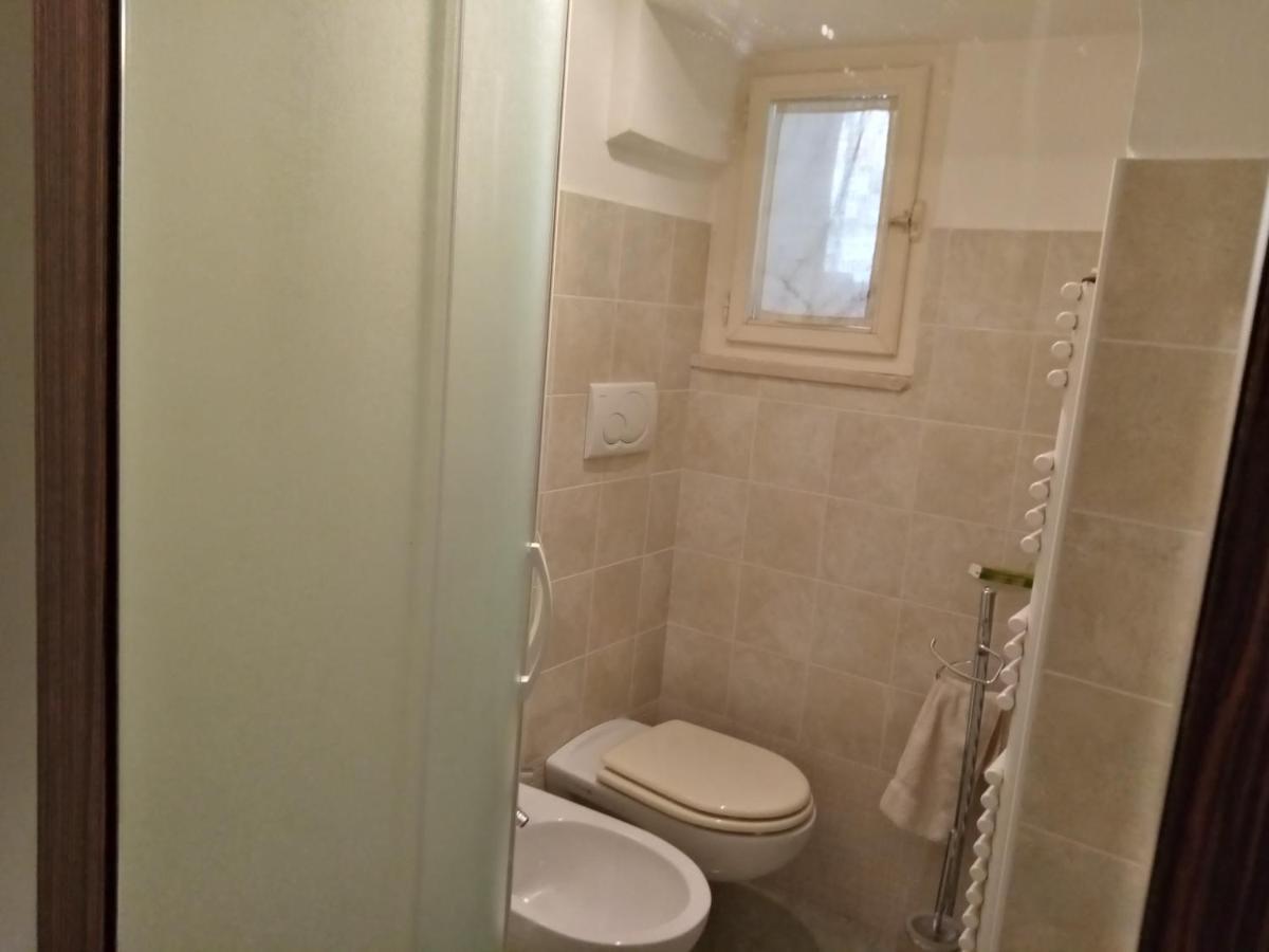 Dimora Storica Le Perle Bed & Breakfast Лече Екстериор снимка